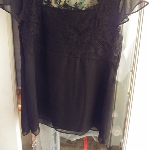 Top - Picture 5 of 6